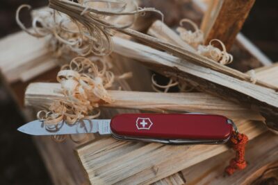 Couteau suisse multifonction